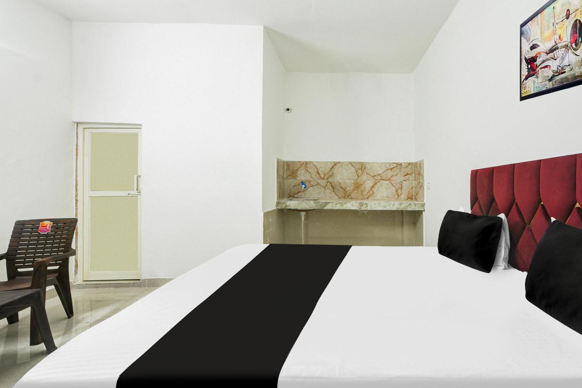 Hotel O J.D Kings Faridábád Kültér fotó