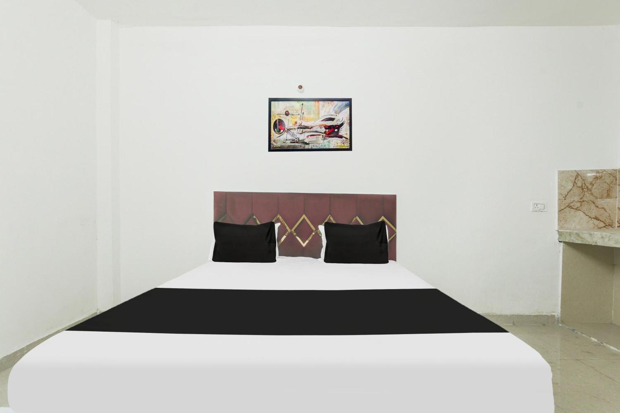 Hotel O J.D Kings Faridábád Kültér fotó